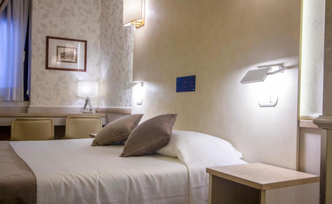 Hotel Flora