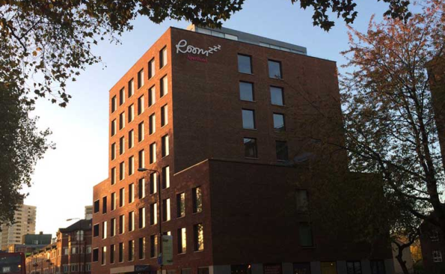Roomzzz Aparthotel London Stratford