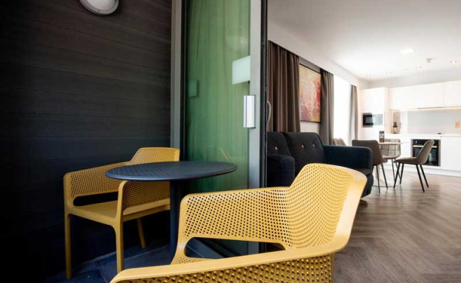Roomzzz Aparthotel London Stratford