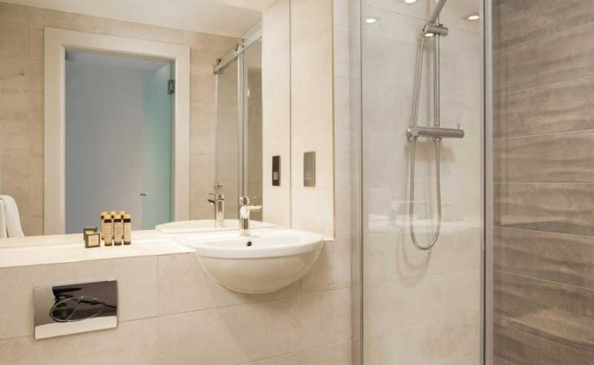 Roomzzz Aparthotel London Stratford