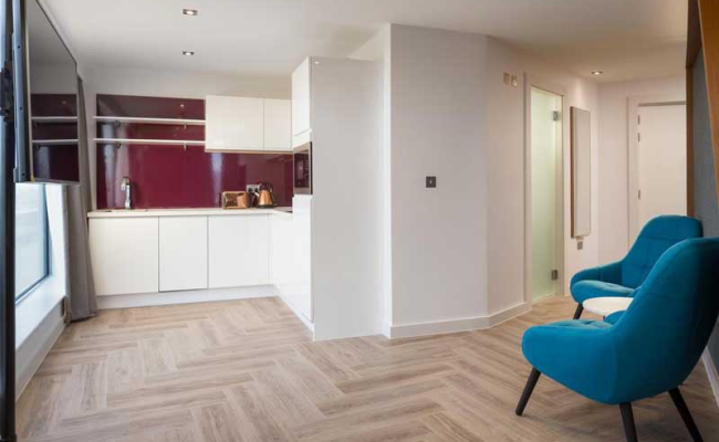 Roomzzz Aparthotel London Stratford