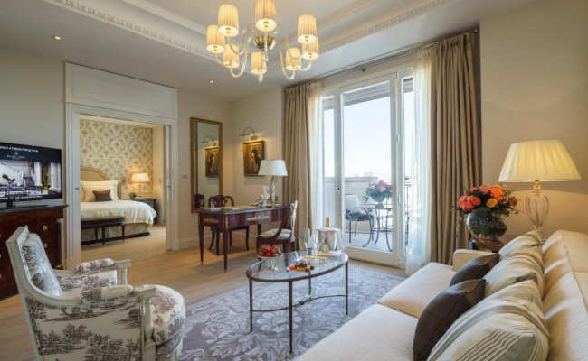 Palazzo Parigi Hotel & Grand Spa LHW