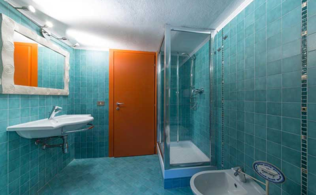 Suitelowcost Papiniano
