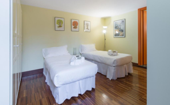 Suitelowcost Papiniano