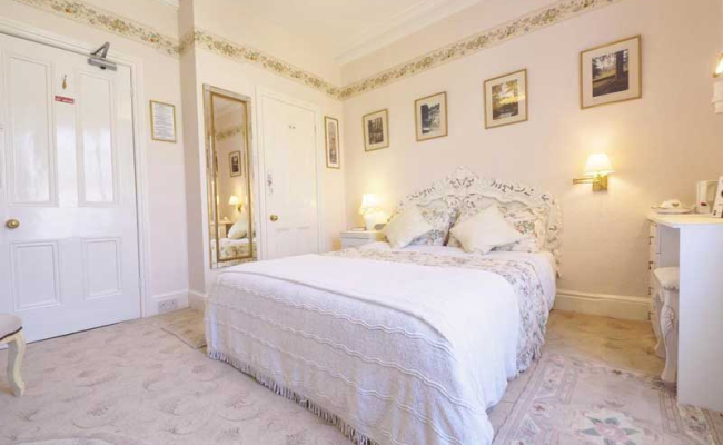 Braemar Guest House