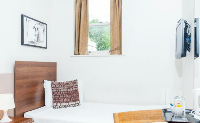 Avni Kensington Hotel
