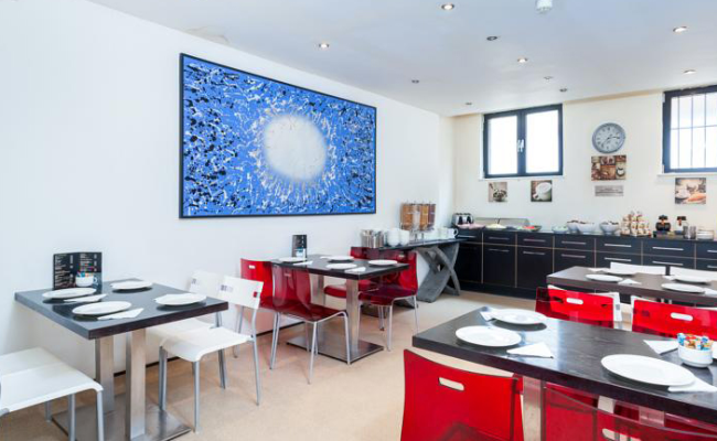 Avni Kensington Hotel