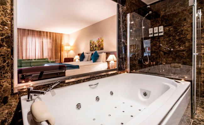 Rox Hotel