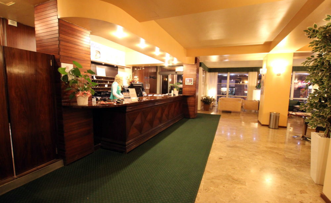 Mokinba Hotels Cristallo