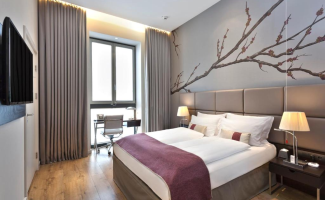 Crowne Plaza Berlin - Potsdamer Platz, an IHG Hotel