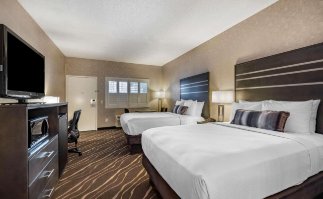 Best Western Plus Park Place Inn & Mini-Suites