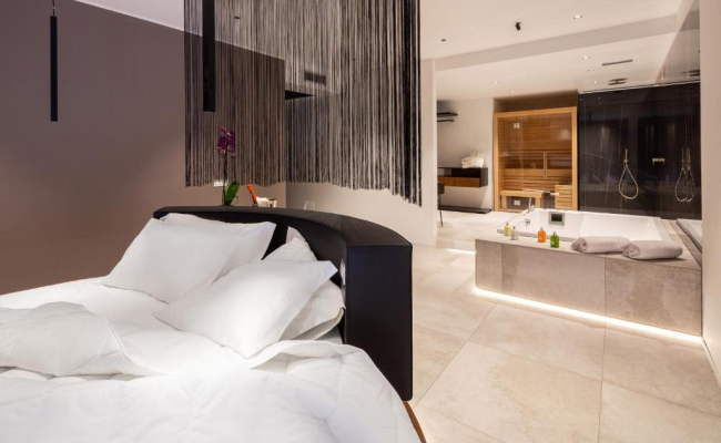 The Corner Duomo Hotel