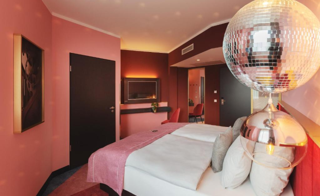 Holiday Inn - the niu, Loco Munich North by IHG