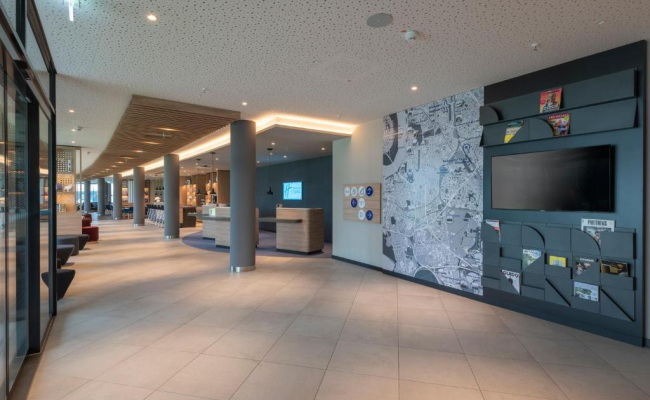 Holiday Inn Express Dusseldorf - Hauptbahnhof