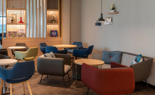 Holiday Inn Express Dusseldorf - Hauptbahnhof