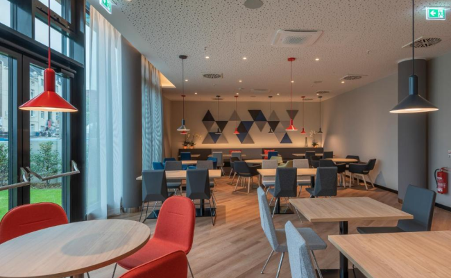 Holiday Inn Express Dusseldorf - Hauptbahnhof