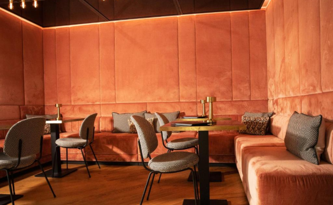 MIANO Hotel & Bar
