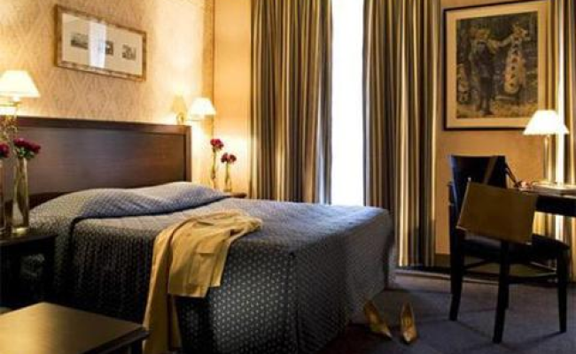 Hotel Suites Unic Renoir Saint-Germain
