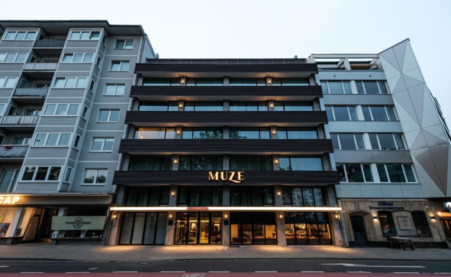 MUZE Hotel Dusseldorf - Handwritten Collection