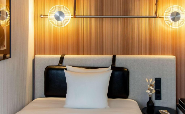 MUZE Hotel Dusseldorf - Handwritten Collection