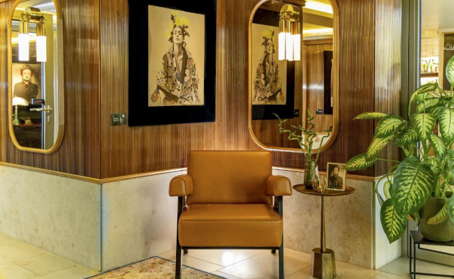 MUZE Hotel Dusseldorf - Handwritten Collection