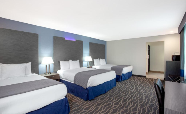 Travelodge Inn & Suites by Wyndham Anaheim on Disneyland Dr