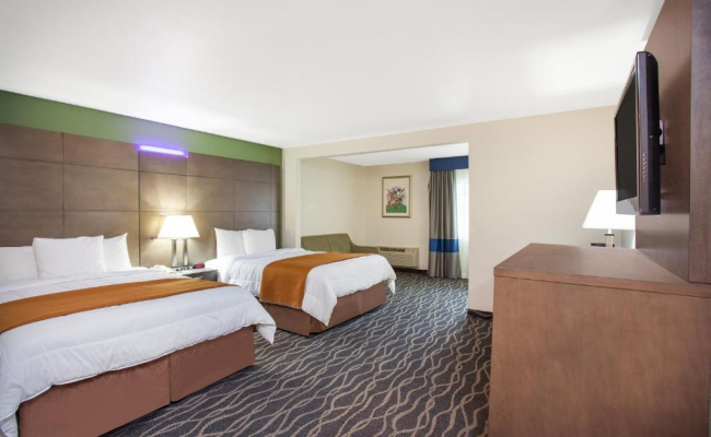 Travelodge Inn & Suites by Wyndham Anaheim on Disneyland Dr