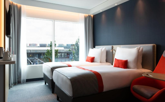 Holiday Inn Express Amsterdam - North Riverside, an IHG Hotel