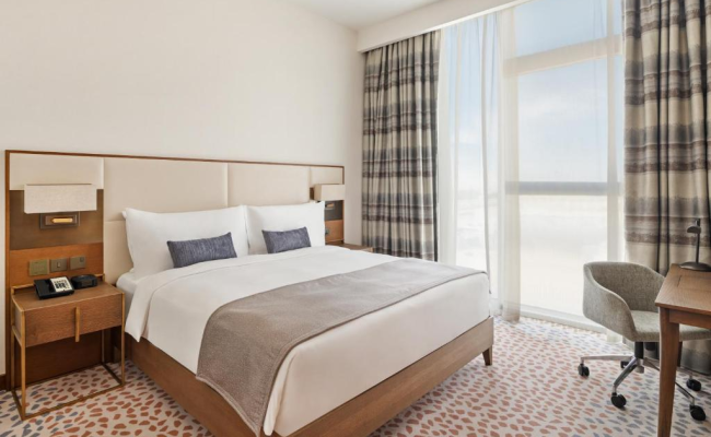 Staybridge Suites Dubai Al-Maktoum Airport