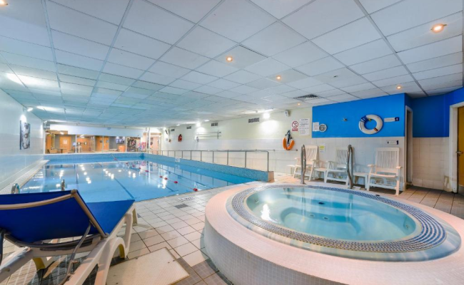 Holiday Inn Edinburgh Zoo, an IHG Hotel