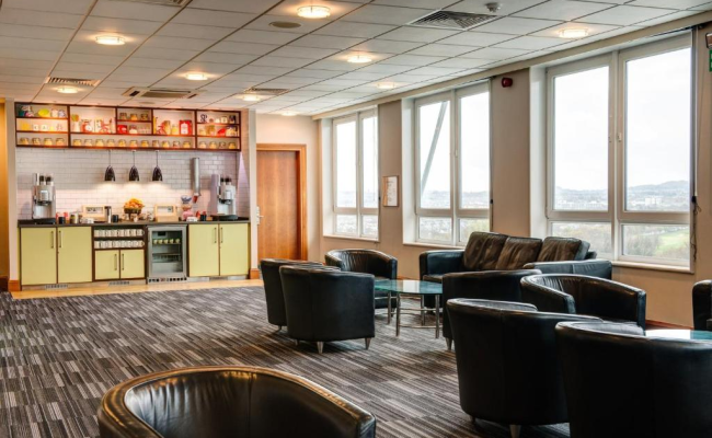 Holiday Inn Edinburgh Zoo, an IHG Hotel