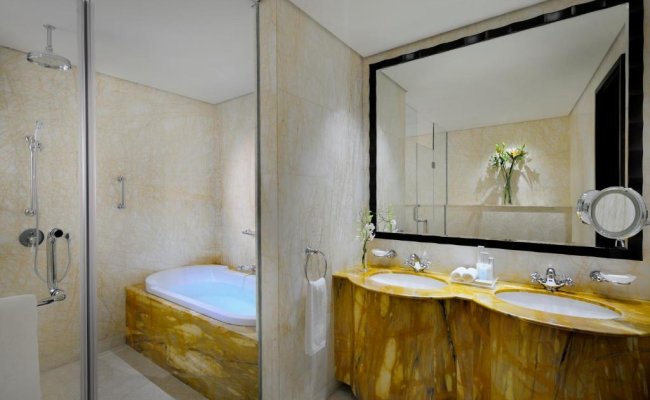 Crowne Plaza - Dubai Jumeirah, an IHG Hotel