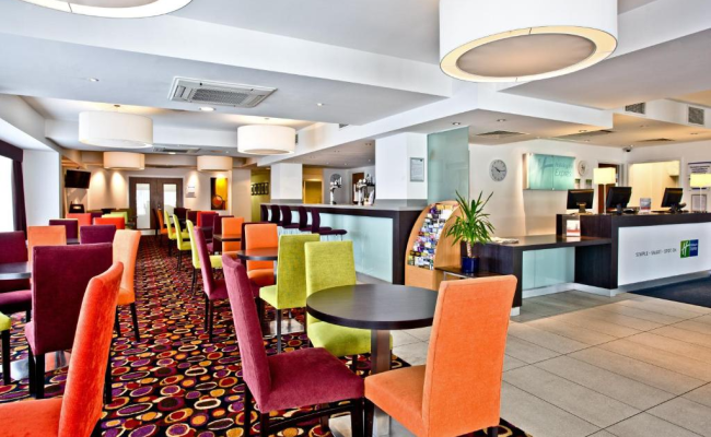 Holiday Inn Express Birmingham South A45, an IHG Hotel