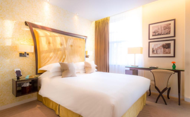 Ten Manchester Street Hotel