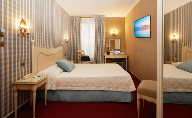 Hotel Beaubourg