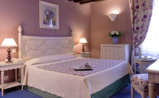 Hotel Beaubourg