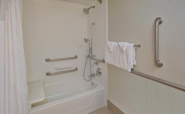 Holiday Inn Express & Suites Chicago-Midway Airport, an IHG Hotel
