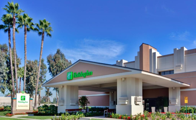 Holiday Inn Hotel & Suites Anaheim, an IHG Hotel