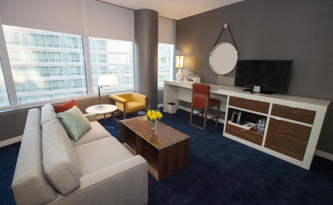 Kinzie Hotel