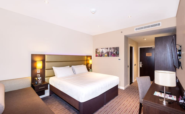 Premier Inn Dubai Al Jaddaf