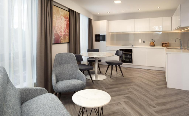 Roomzzz London Stratford