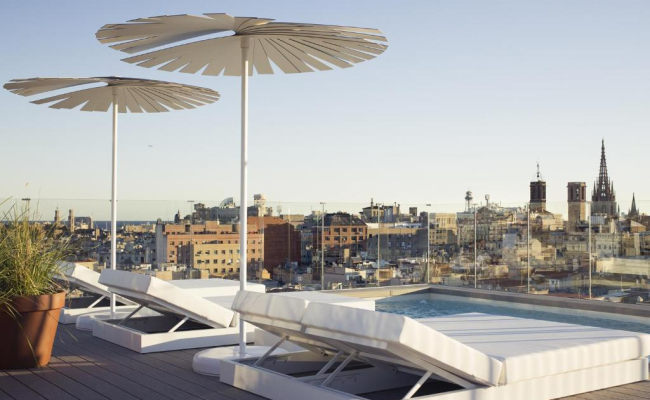 Yurbban Trafalgar Hotel