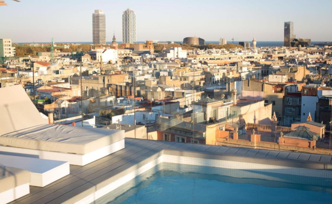 Yurbban Trafalgar Hotel