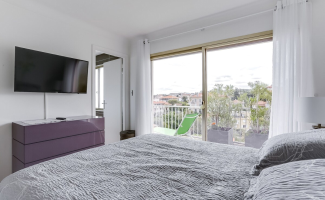 Immogroom - Apartment with terrace - AC - parking - Congressbeaches