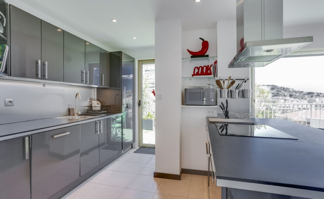 Immogroom - Apartment with terrace - AC - parking - Congressbeaches