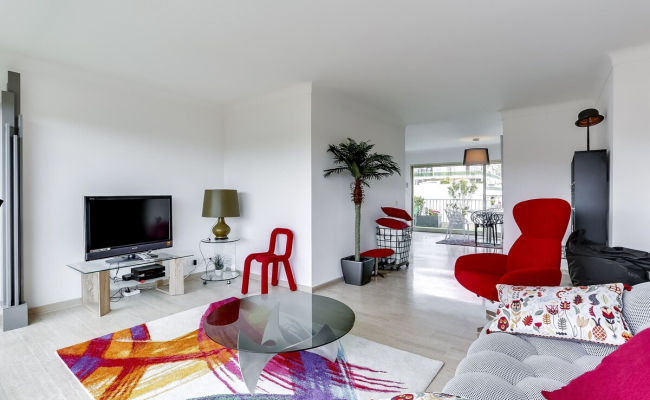 Immogroom - Apartment with terrace - AC - parking - Congressbeaches