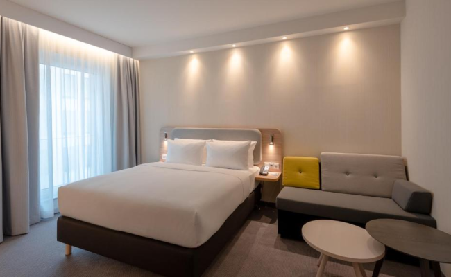 Holiday Inn Express Munich - North, an IHG Hotel