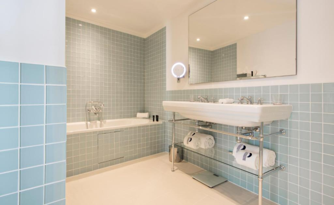 Hotel Parister Piscine & Spa