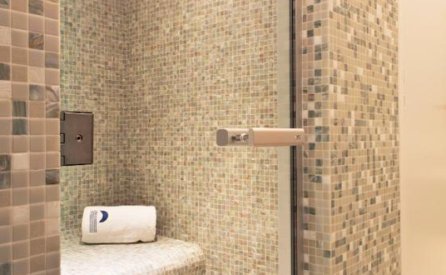 Hotel Parister Piscine & Spa