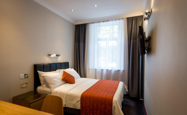 Adria Hotel